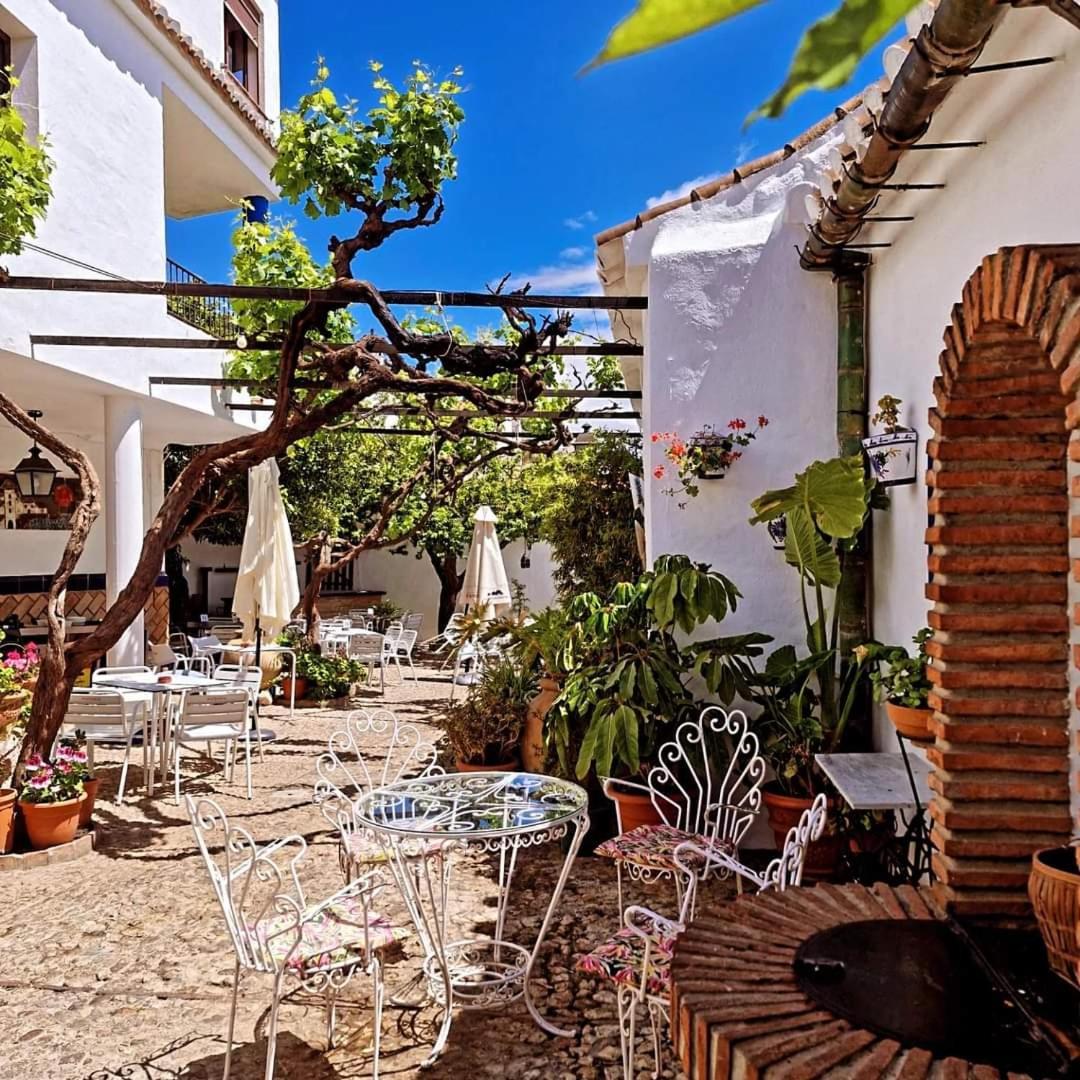 Hotel Rural Verde Oliva Comares Exteriör bild